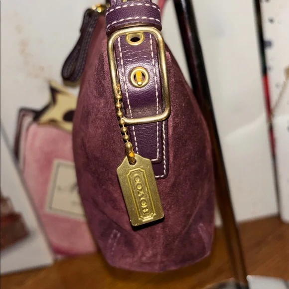 Coach Burgundy Suede Mini Soho Bucket Bag – Y2K Era RARE VINTAGE - Picture 4 of 10